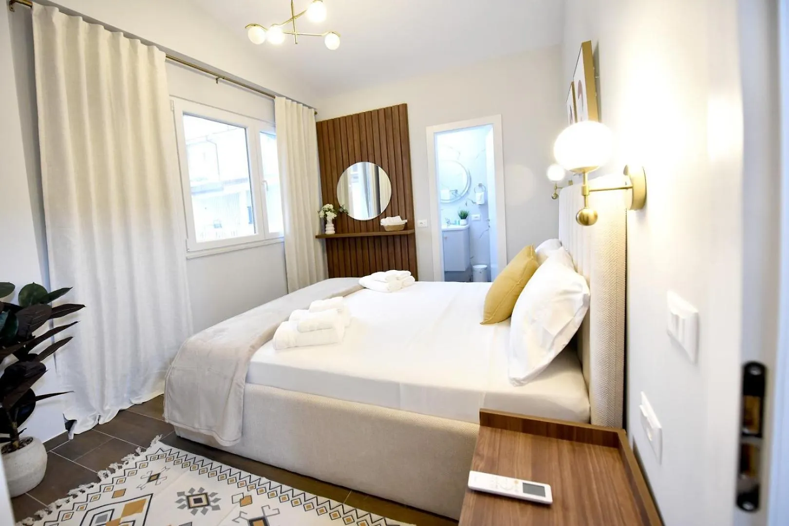 Serenity Villa Apartments 格勒姆 0*,