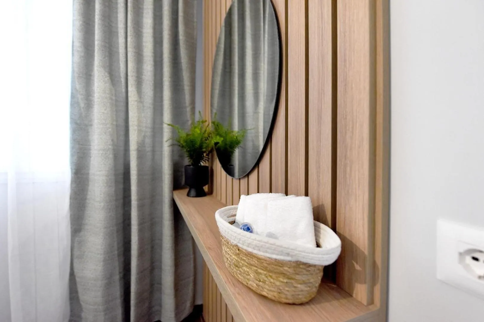 Serenity Villa Apartments 格勒姆 0*,