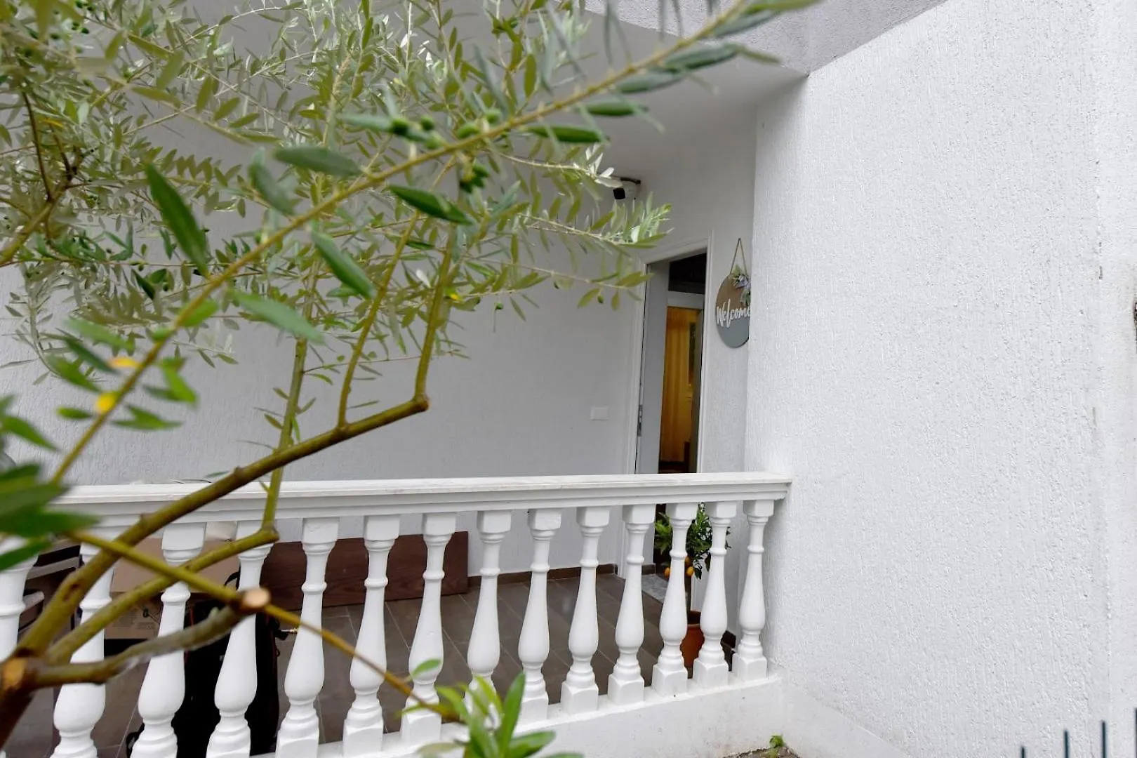 Serenity Villa Apartments 格勒姆